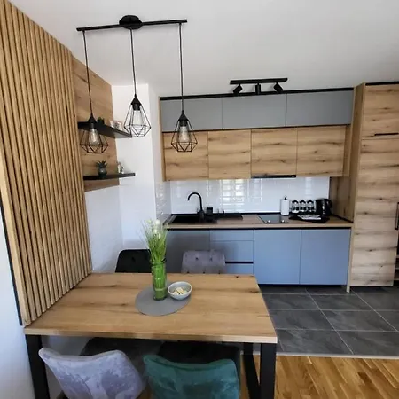 Apartment Adam