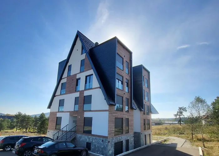 Adam Διαμέρισμα *